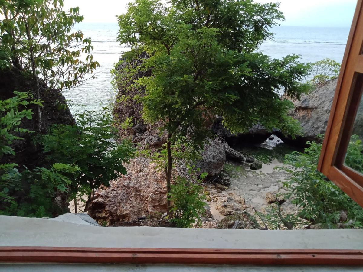 Villa V Uluwatu ภายนอก รูปภาพ