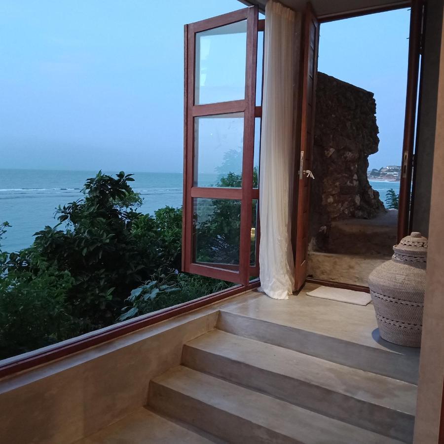 Villa V Uluwatu ภายนอก รูปภาพ