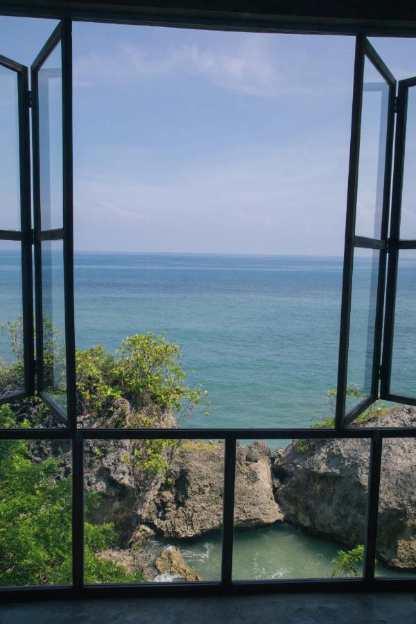 Villa V Uluwatu ภายนอก รูปภาพ